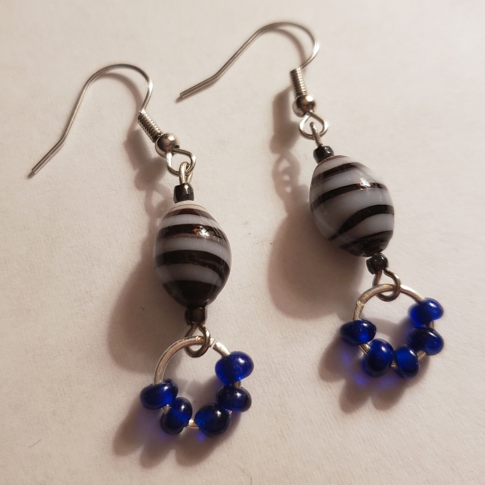 Swirly Black & White Beaded Dangling Earrings
